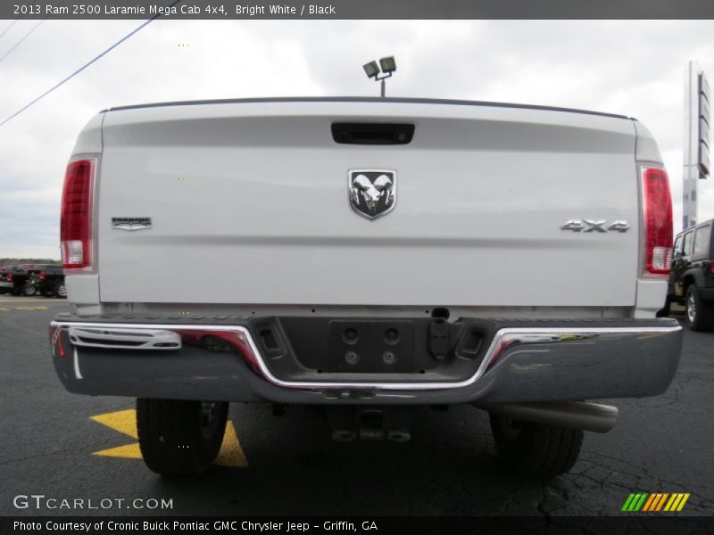 Bright White / Black 2013 Ram 2500 Laramie Mega Cab 4x4