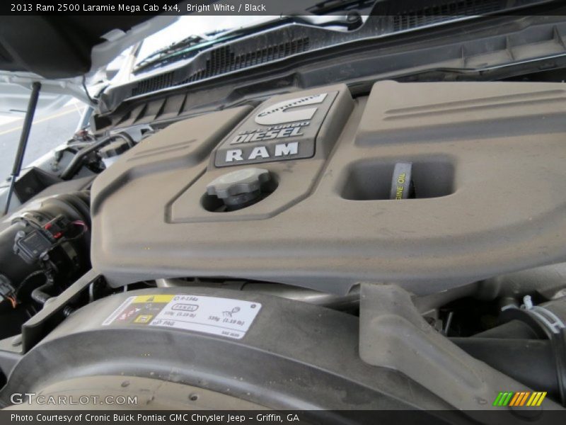 Bright White / Black 2013 Ram 2500 Laramie Mega Cab 4x4