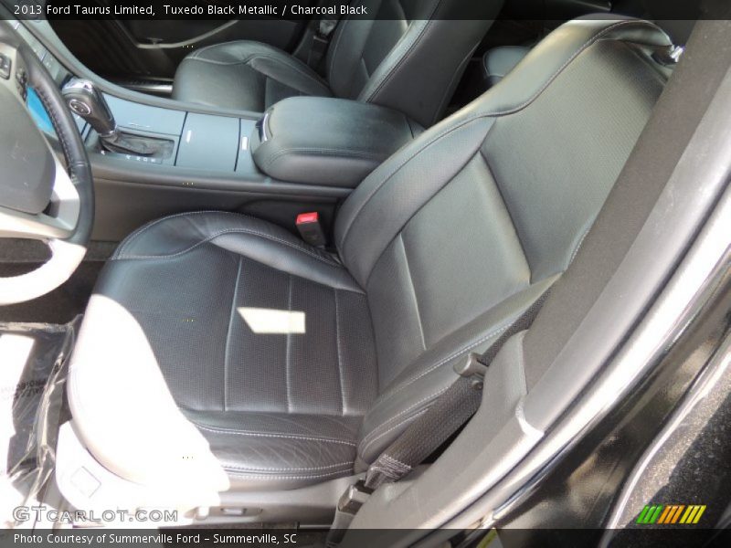 Tuxedo Black Metallic / Charcoal Black 2013 Ford Taurus Limited