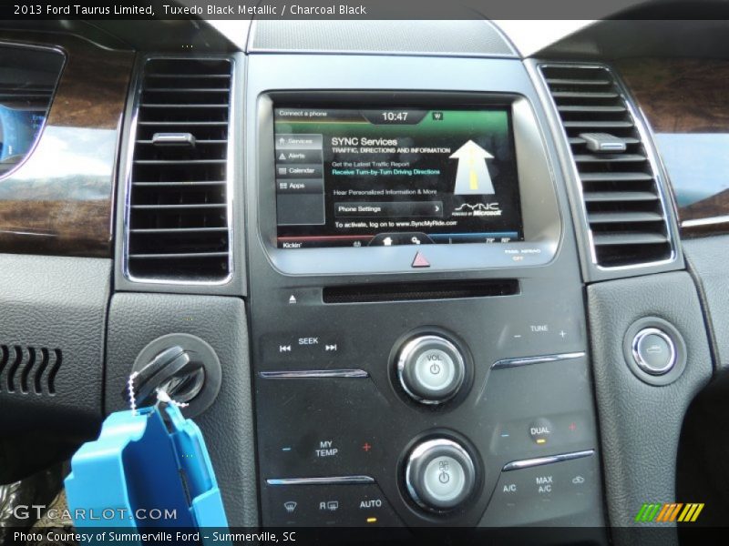 Tuxedo Black Metallic / Charcoal Black 2013 Ford Taurus Limited