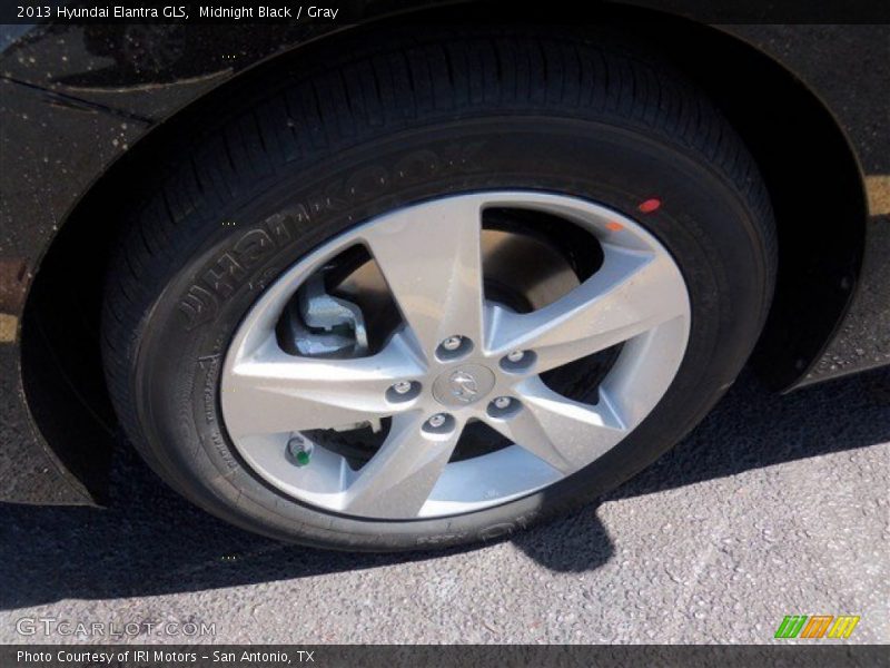 Midnight Black / Gray 2013 Hyundai Elantra GLS