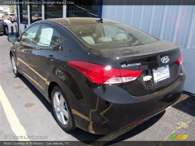 Midnight Black / Gray 2013 Hyundai Elantra GLS