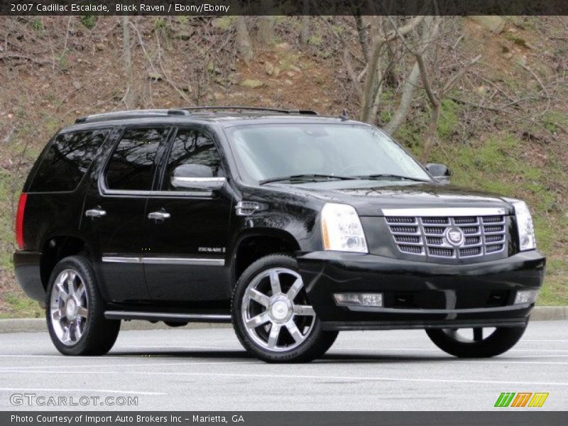 Front 3/4 View of 2007 Escalade 