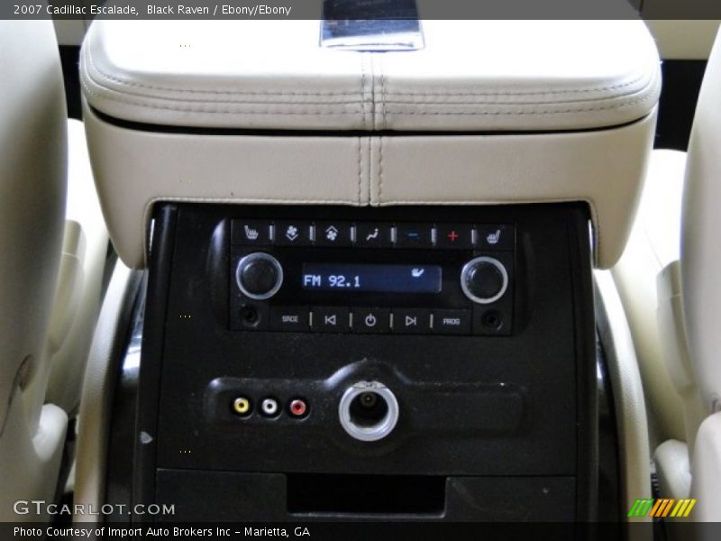 Black Raven / Ebony/Ebony 2007 Cadillac Escalade