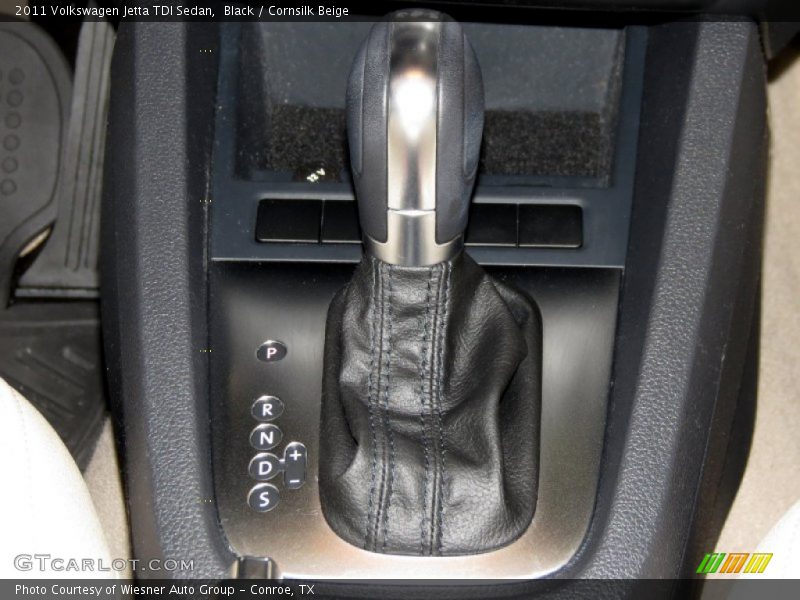 Black / Cornsilk Beige 2011 Volkswagen Jetta TDI Sedan