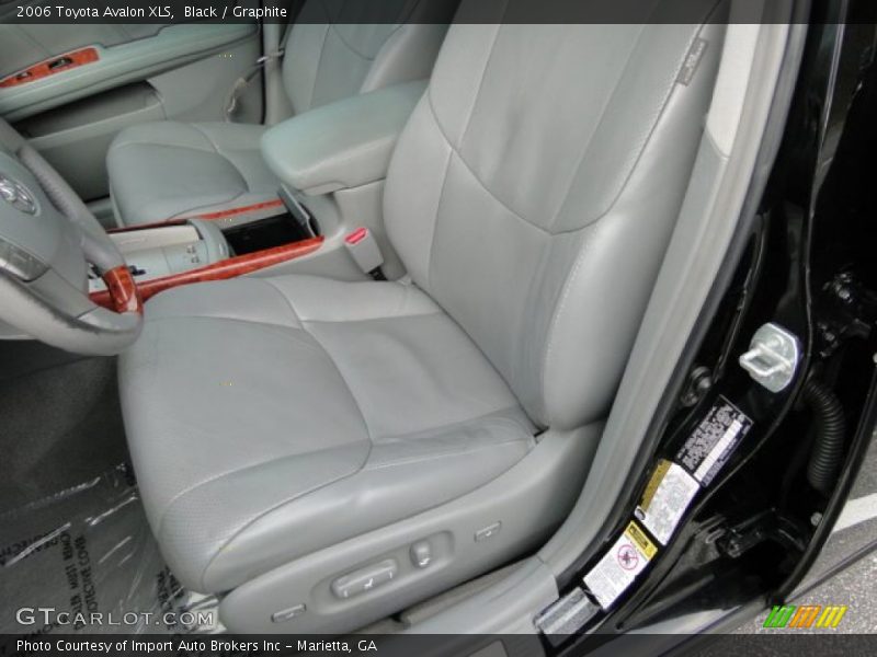Black / Graphite 2006 Toyota Avalon XLS