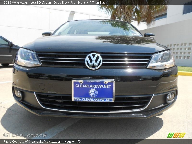 Deep Black Pearl Metallic / Titan Black 2013 Volkswagen Jetta TDI Sedan