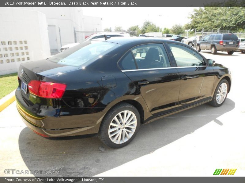 Deep Black Pearl Metallic / Titan Black 2013 Volkswagen Jetta TDI Sedan