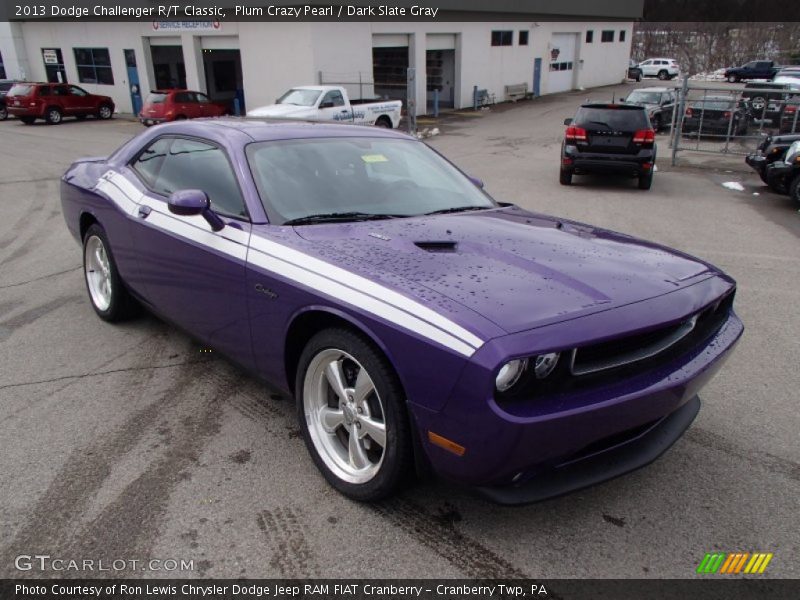 Front 3/4 View of 2013 Challenger R/T Classic