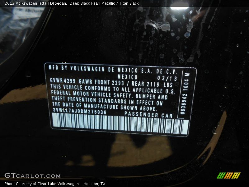 Deep Black Pearl Metallic / Titan Black 2013 Volkswagen Jetta TDI Sedan