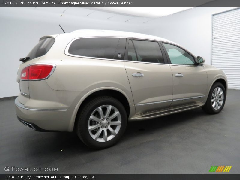 Champagne Silver Metallic / Cocoa Leather 2013 Buick Enclave Premium