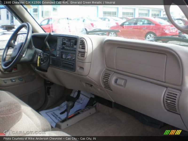 Emerald Green Metallic / Neutral 1998 Chevrolet C/K K1500 Extended Cab 4x4