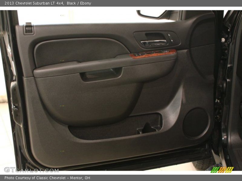 Black / Ebony 2013 Chevrolet Suburban LT 4x4