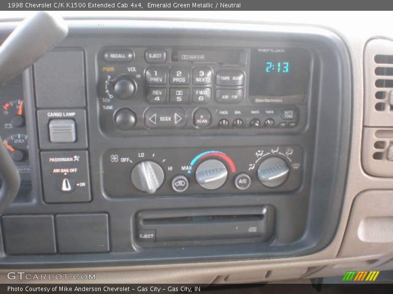 Emerald Green Metallic / Neutral 1998 Chevrolet C/K K1500 Extended Cab 4x4