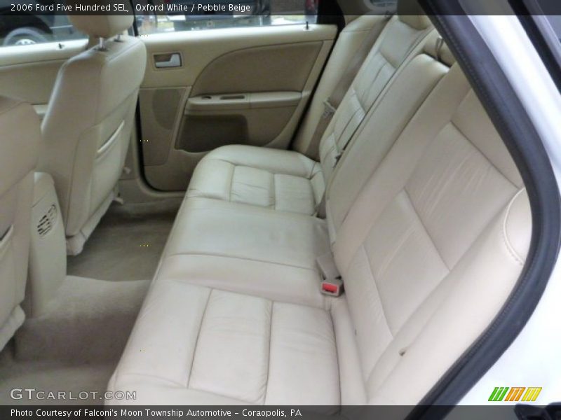 Oxford White / Pebble Beige 2006 Ford Five Hundred SEL