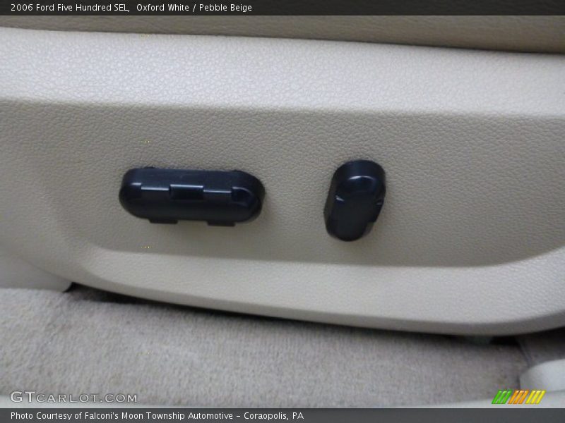 Oxford White / Pebble Beige 2006 Ford Five Hundred SEL