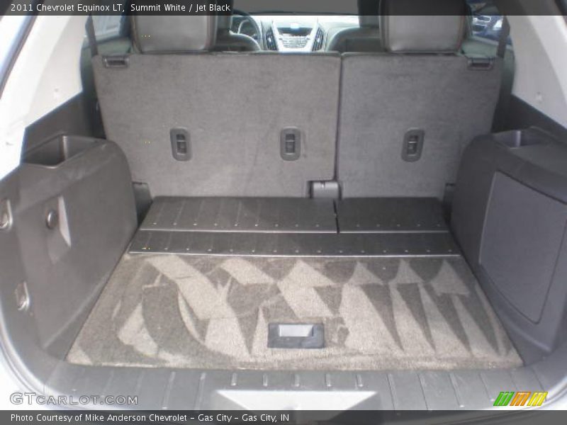 Summit White / Jet Black 2011 Chevrolet Equinox LT
