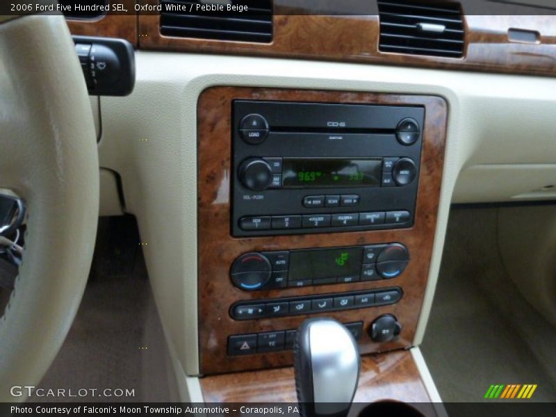Oxford White / Pebble Beige 2006 Ford Five Hundred SEL