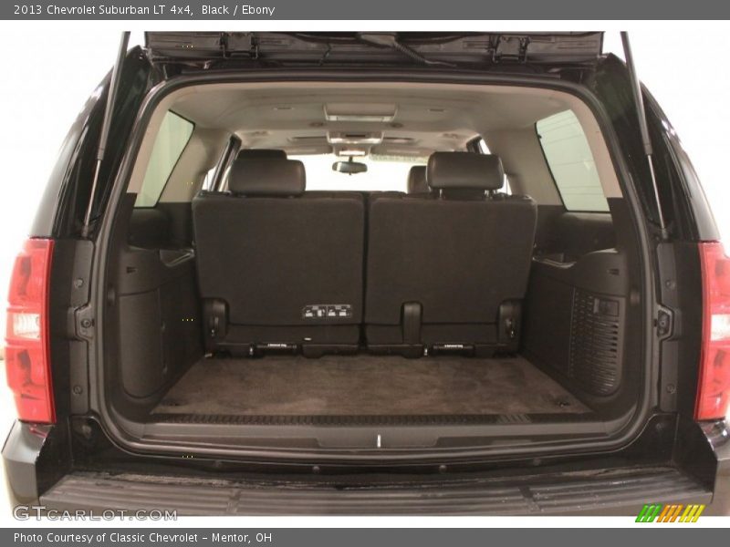  2013 Suburban LT 4x4 Trunk
