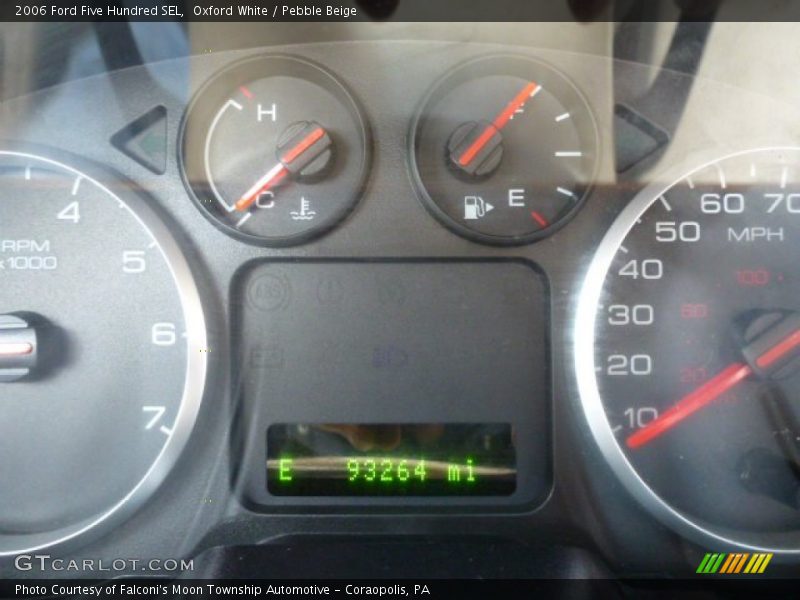Oxford White / Pebble Beige 2006 Ford Five Hundred SEL