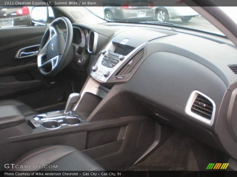 Summit White / Jet Black 2011 Chevrolet Equinox LT