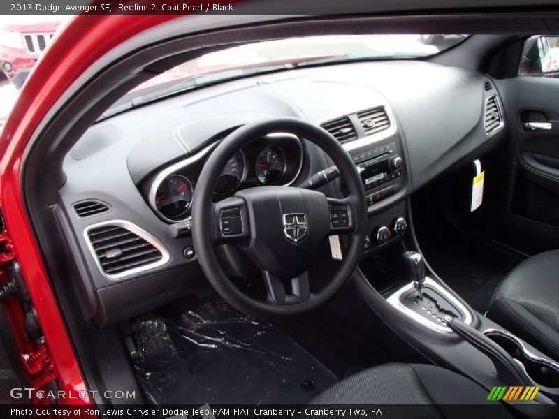 Redline 2-Coat Pearl / Black 2013 Dodge Avenger SE