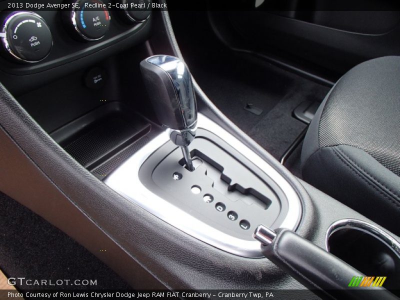 Redline 2-Coat Pearl / Black 2013 Dodge Avenger SE