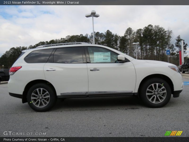 Moonlight White / Charcoal 2013 Nissan Pathfinder SL