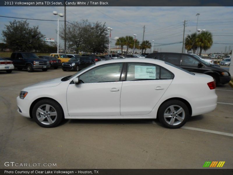 Candy White / Titan Black 2013 Volkswagen Jetta TDI Sedan