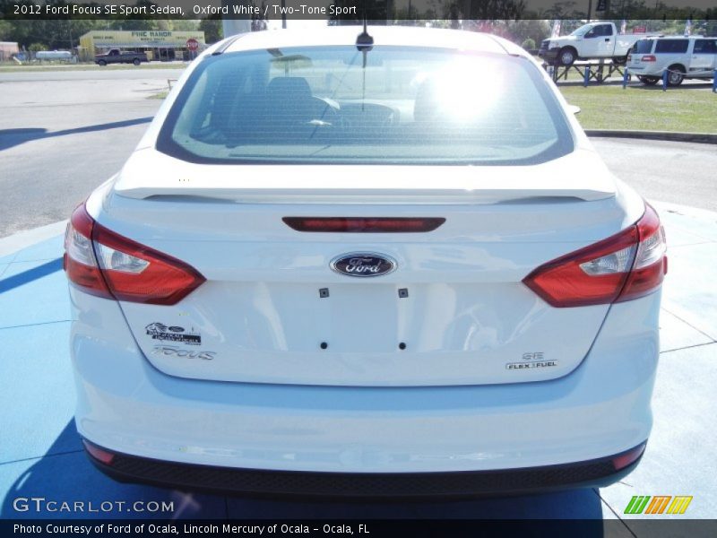 Oxford White / Two-Tone Sport 2012 Ford Focus SE Sport Sedan