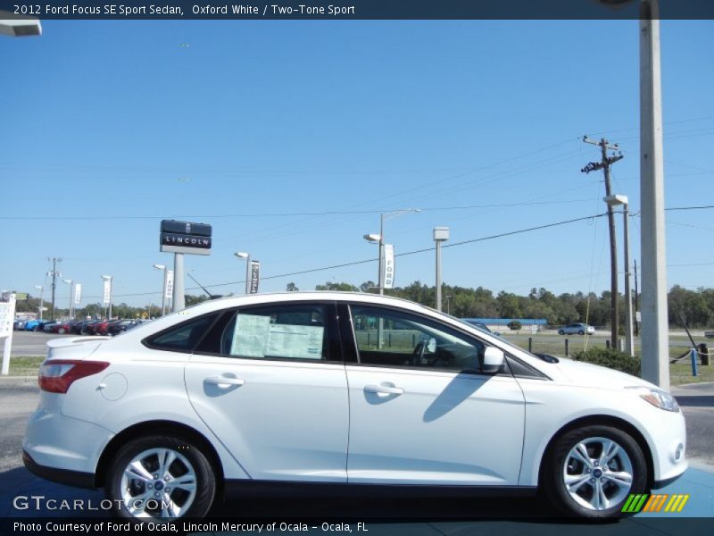 Oxford White / Two-Tone Sport 2012 Ford Focus SE Sport Sedan