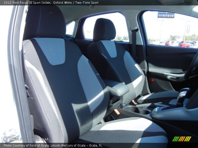Oxford White / Two-Tone Sport 2012 Ford Focus SE Sport Sedan