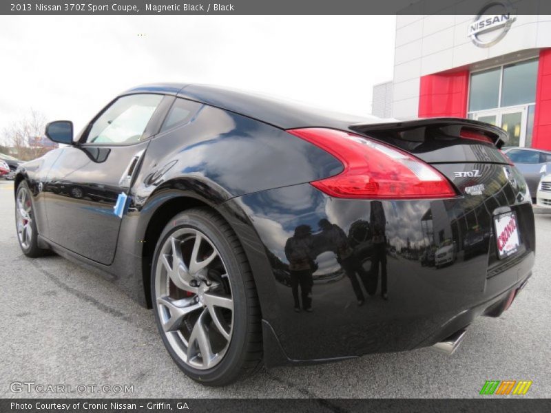 Magnetic Black / Black 2013 Nissan 370Z Sport Coupe