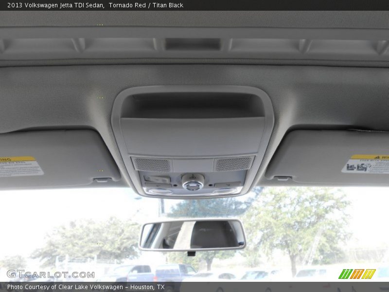Tornado Red / Titan Black 2013 Volkswagen Jetta TDI Sedan