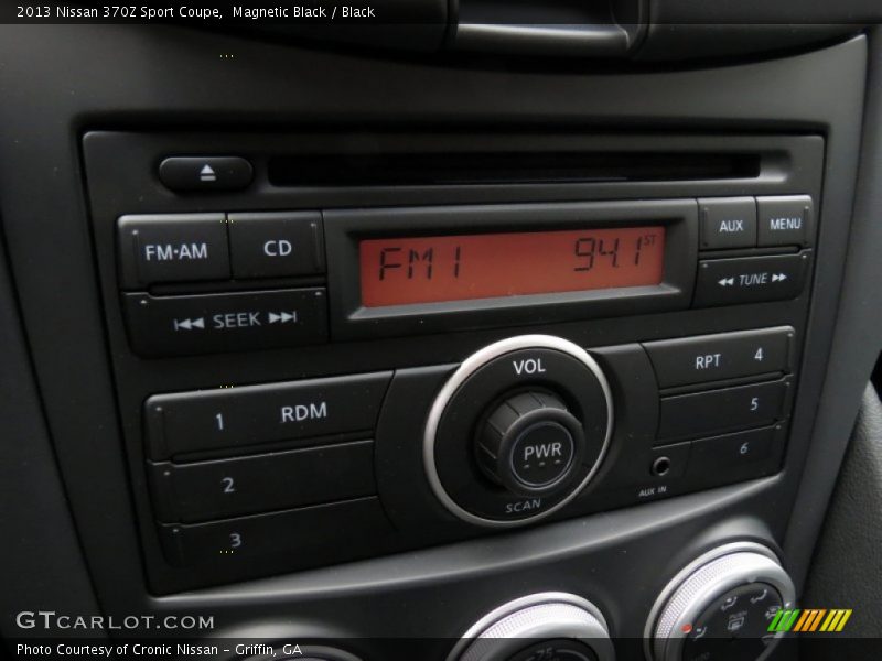Audio System of 2013 370Z Sport Coupe