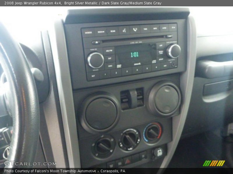 Controls of 2008 Wrangler Rubicon 4x4