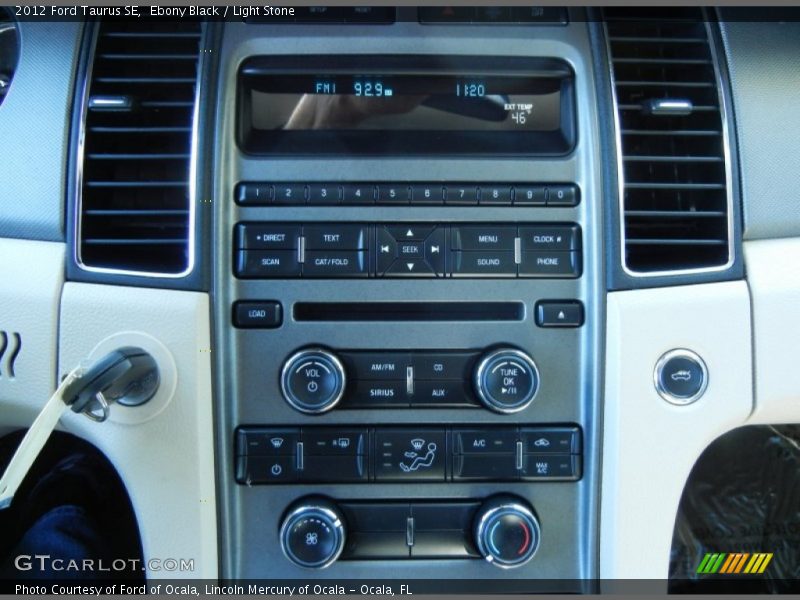 Ebony Black / Light Stone 2012 Ford Taurus SE