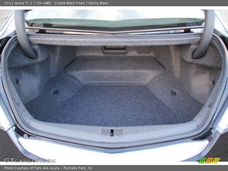  2011 TL 3.7 SH-AWD Trunk
