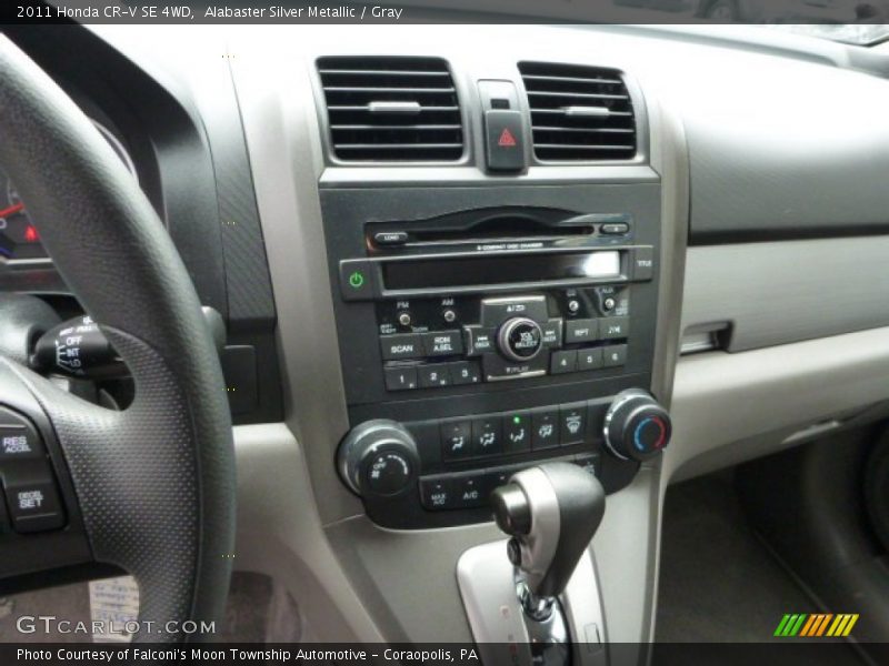 Alabaster Silver Metallic / Gray 2011 Honda CR-V SE 4WD