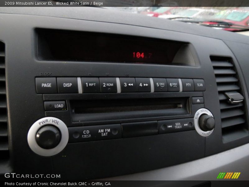 Wicked White Satin / Beige 2009 Mitsubishi Lancer ES