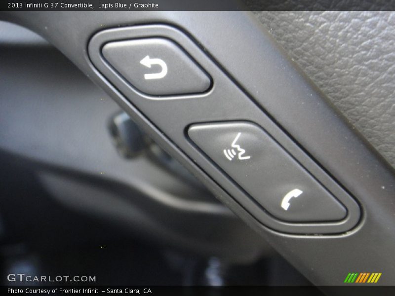 Controls of 2013 G 37 Convertible