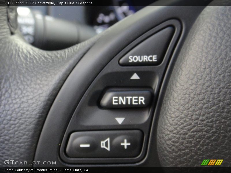 Controls of 2013 G 37 Convertible