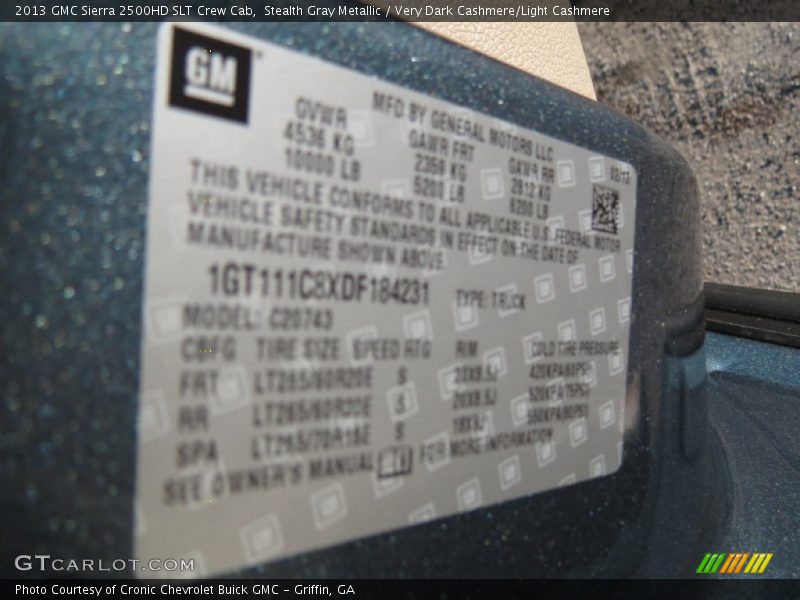 Stealth Gray Metallic / Very Dark Cashmere/Light Cashmere 2013 GMC Sierra 2500HD SLT Crew Cab