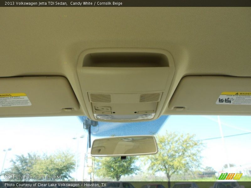 Candy White / Cornsilk Beige 2013 Volkswagen Jetta TDI Sedan