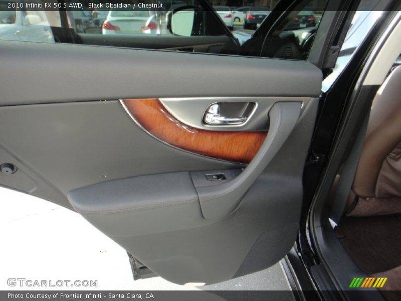 Door Panel of 2010 FX 50 S AWD