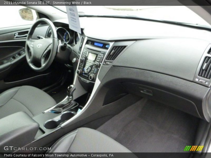 Shimmering White / Black 2011 Hyundai Sonata SE 2.0T