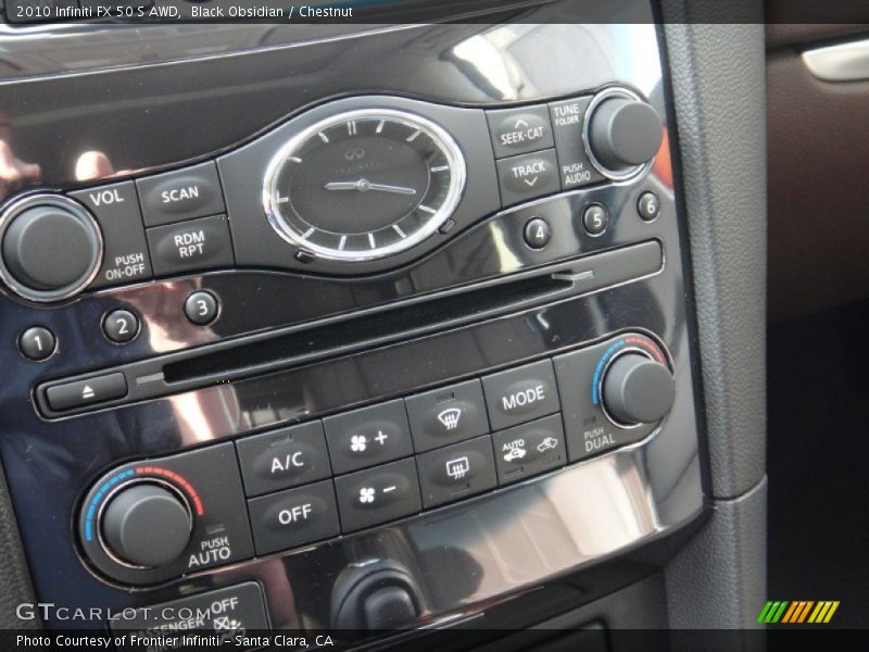 Controls of 2010 FX 50 S AWD