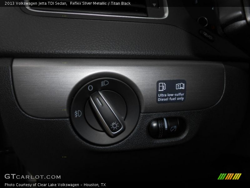 Reflex Silver Metallic / Titan Black 2013 Volkswagen Jetta TDI Sedan