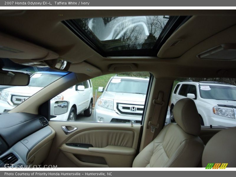 Taffeta White / Ivory 2007 Honda Odyssey EX-L
