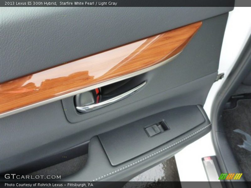 Starfire White Pearl / Light Gray 2013 Lexus ES 300h Hybrid